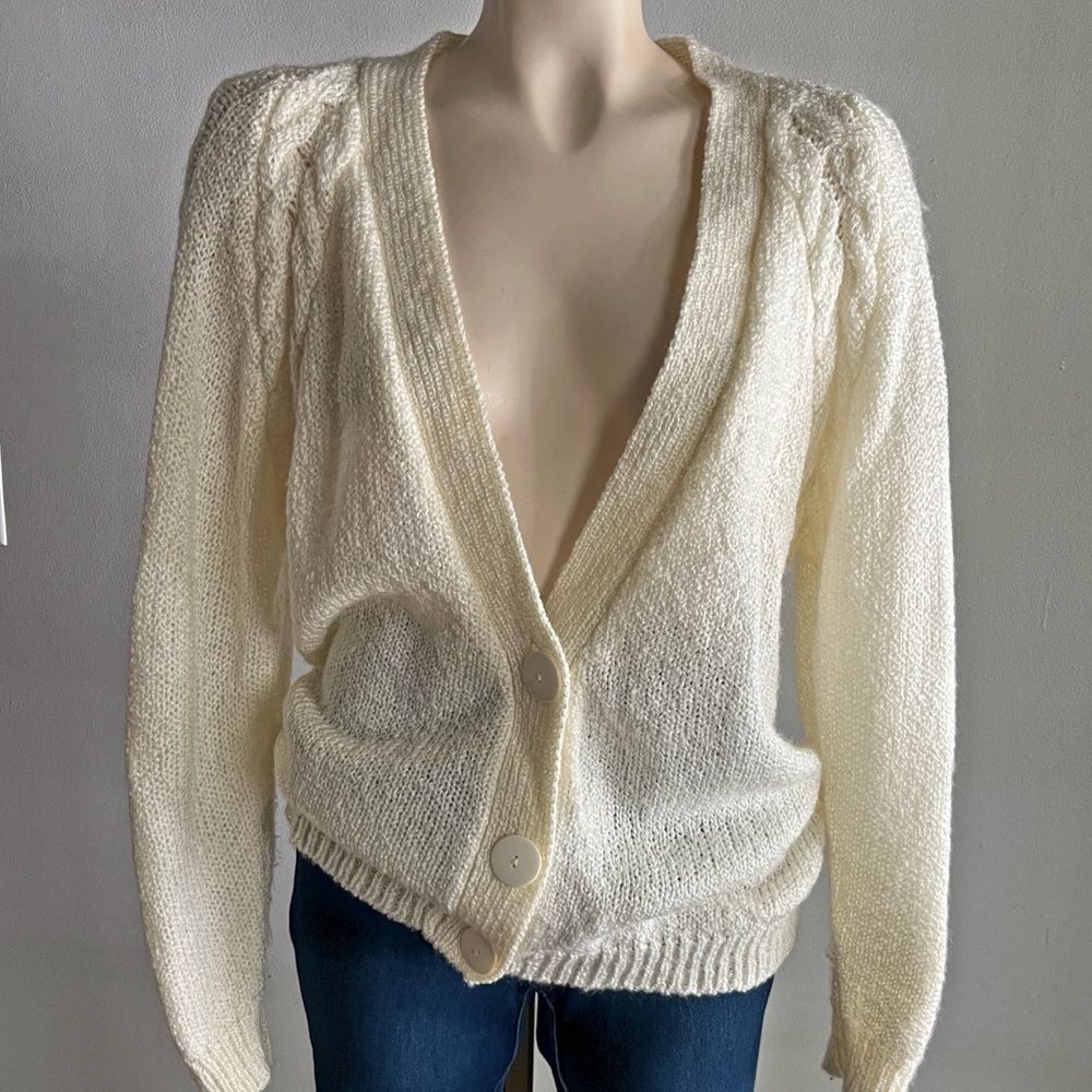 Vintage 80s Cream Chunky Knit Deep V Cardigan Preppy Grannycore Sweater